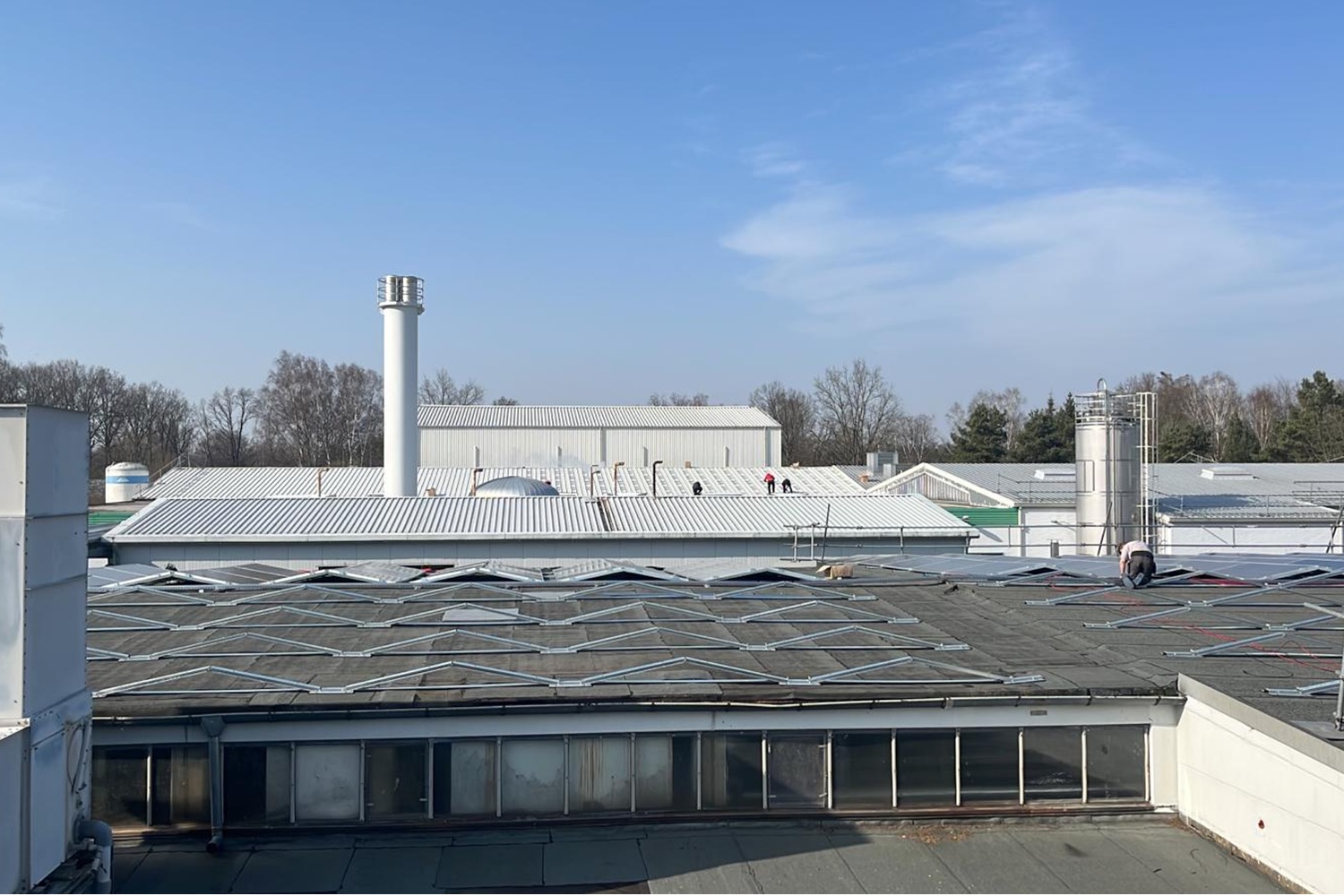 Unternehmen in Uelzen (749 kWp, knapp 2100 Module)